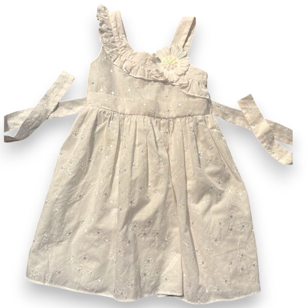 Youngland girl's‎ white embroidered floral ruffle dress ties in back 4T NWOT